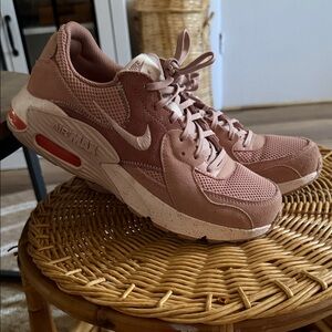 Nike Air Max Women's Sneakers - Rose size 8